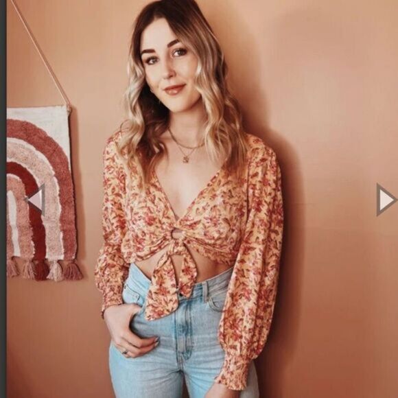 Band of the Free Bay Tie Front Crop Long Sleeve Floral Top Sz XS